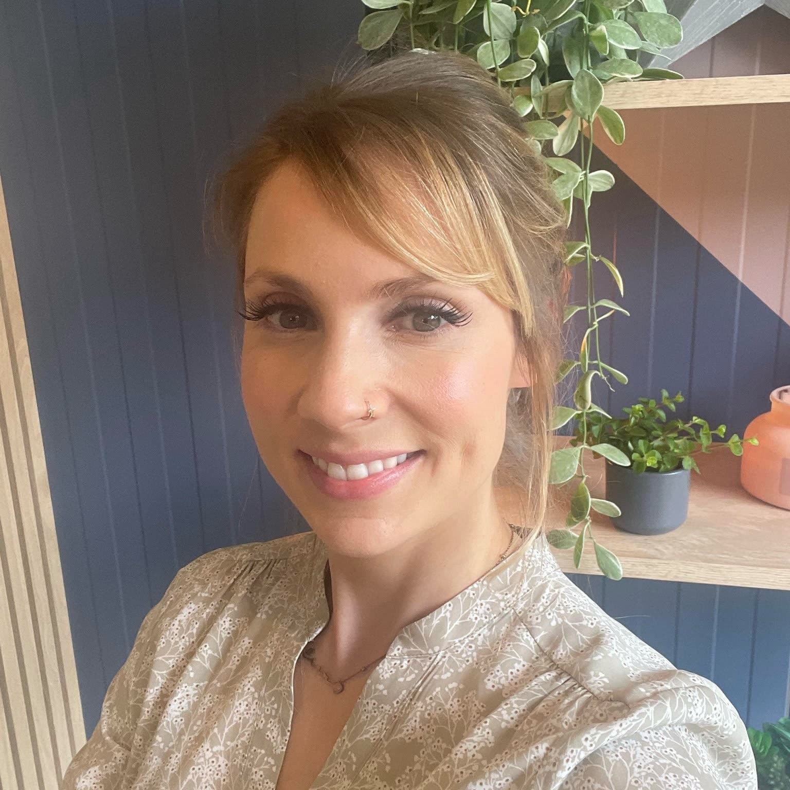 Dr Anna Weller Psychologist
